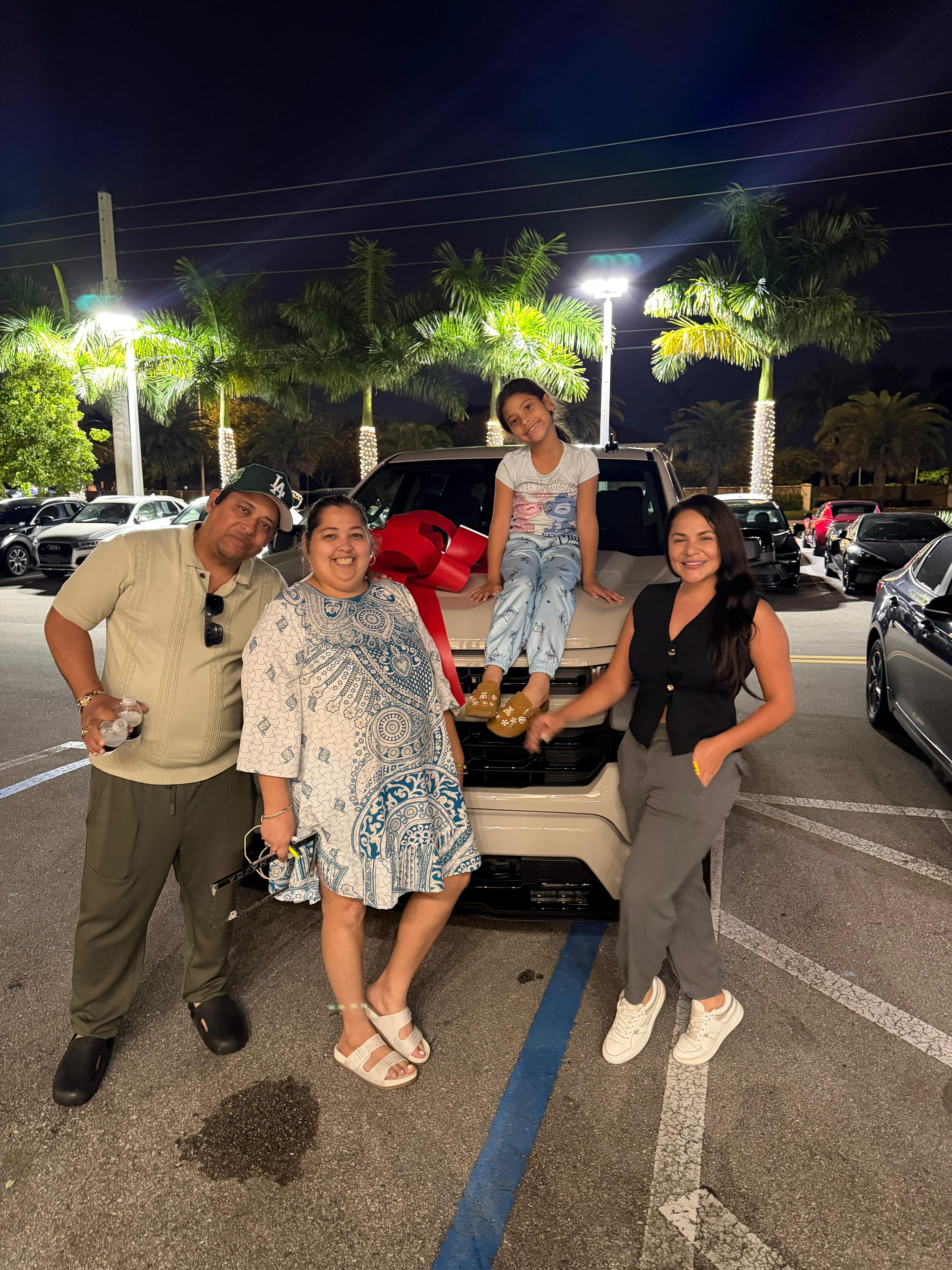 Entrega SUV en familia
